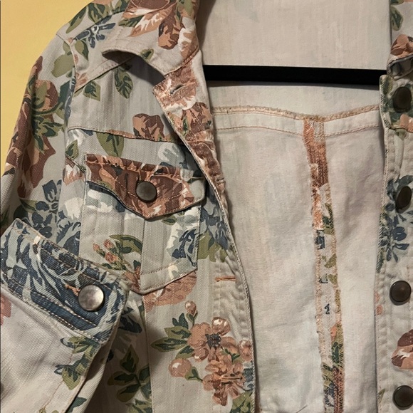 Floral Jean Jacket - Picture 2 of 5